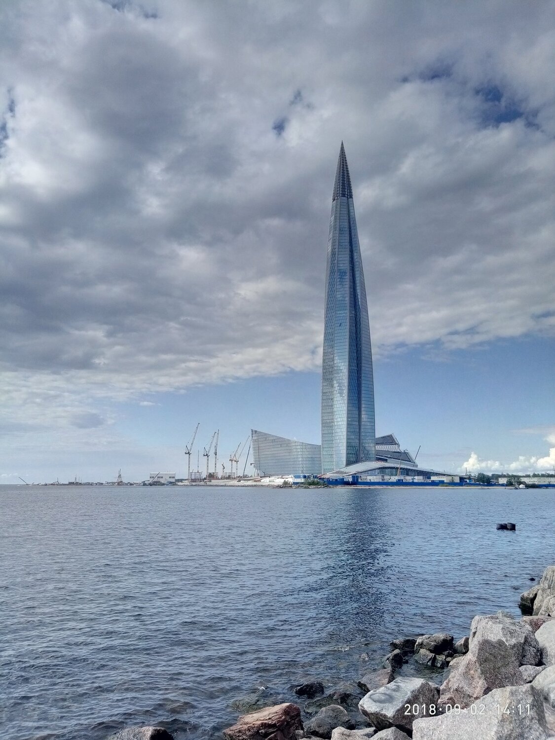 Одинокая башня