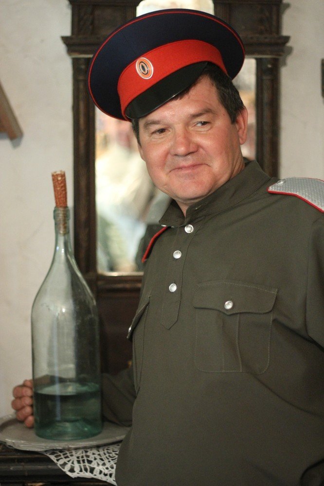 Пока жена не видит...