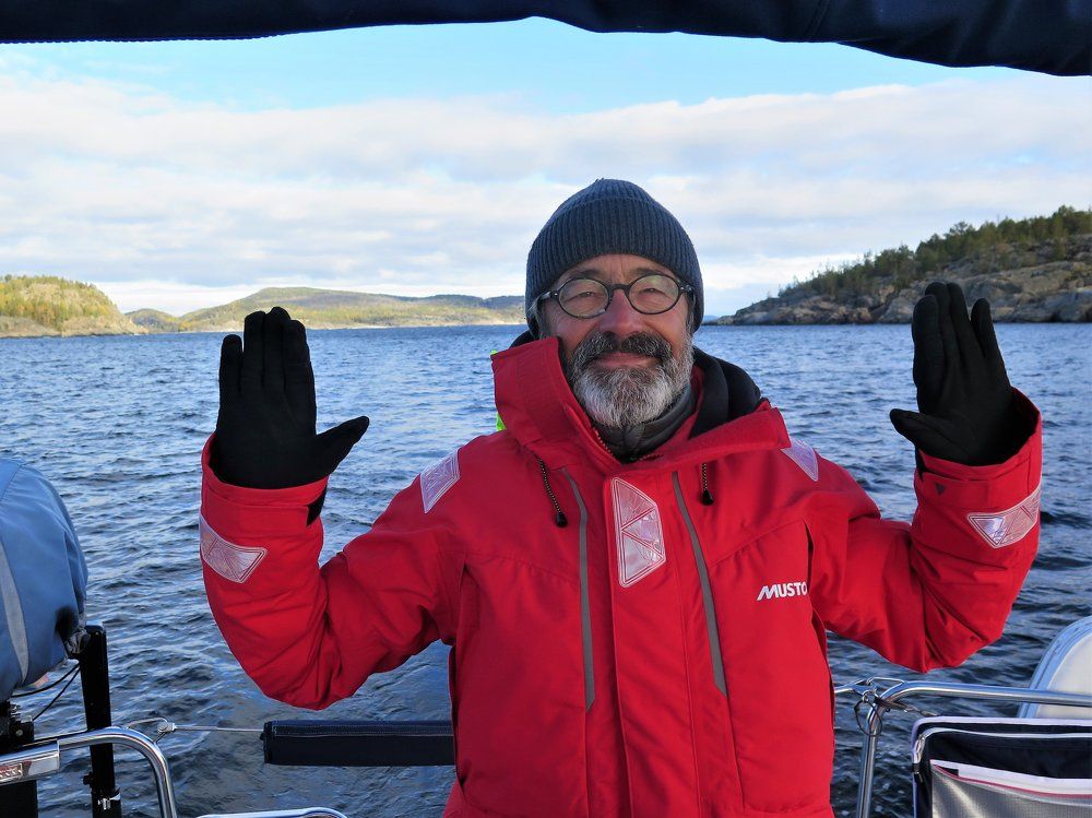 Яхта Север Балтики возле Умео Швеция