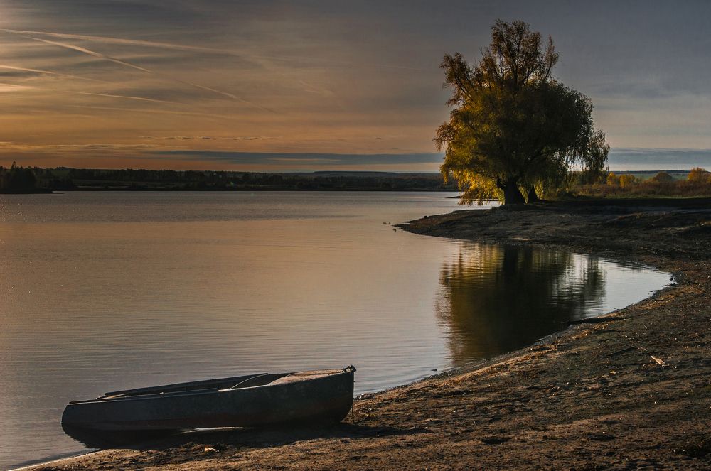 Закат на берегу Волги