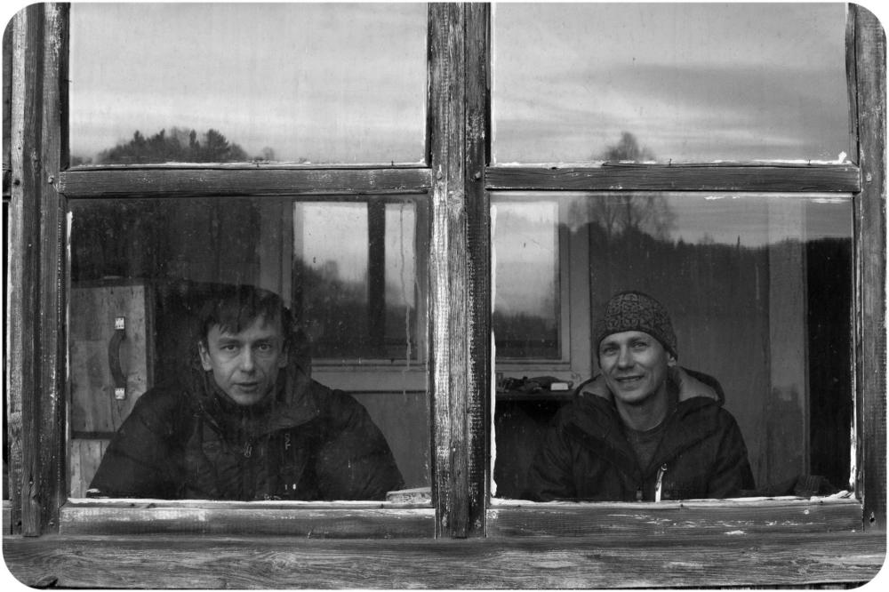 глядя из окна