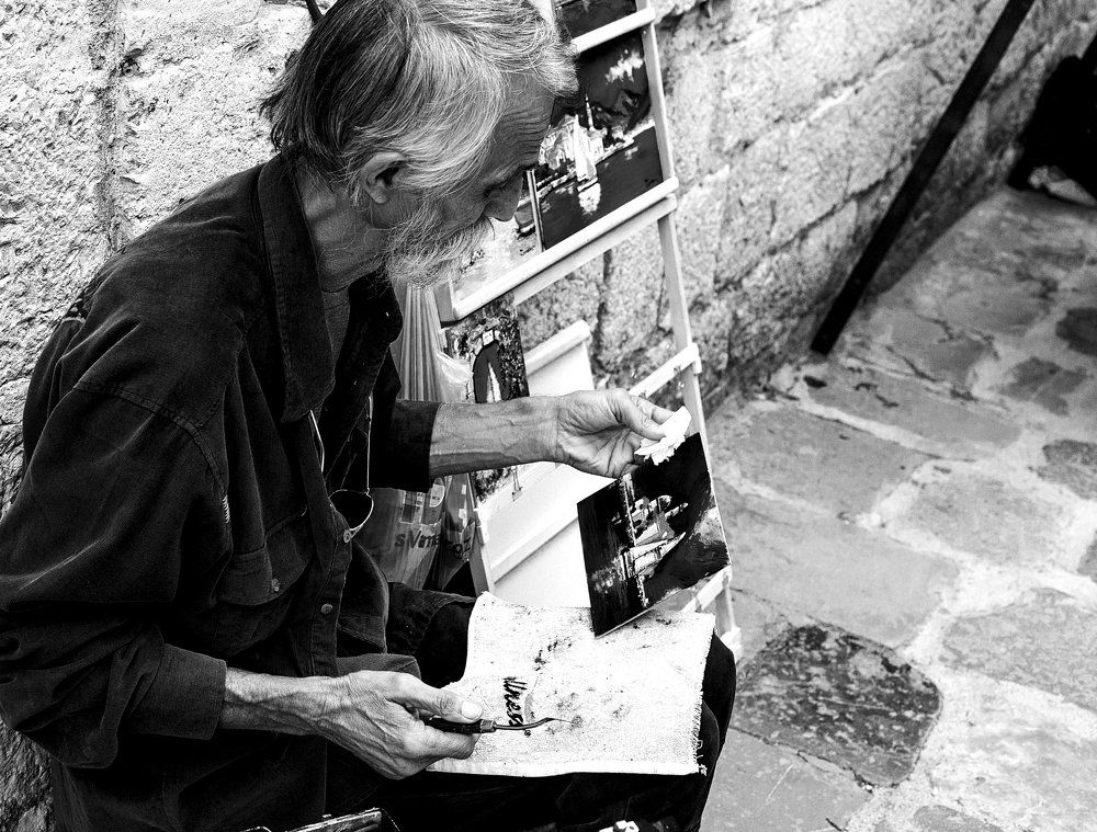 Уличный художник