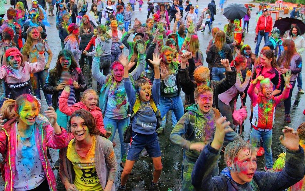 Танцы в красках.