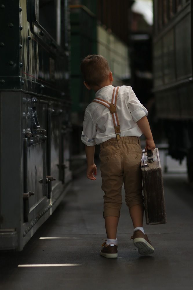 Дорога. Поезд. Чемодан