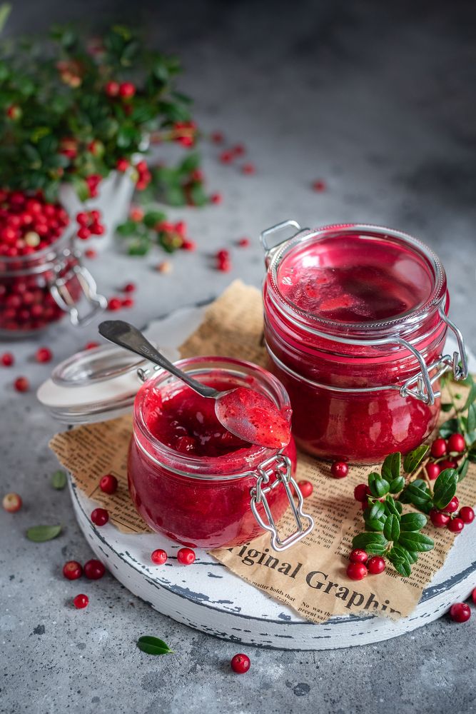 Cowberry sauce for meat