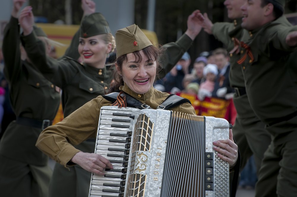 Играй, тальяночка