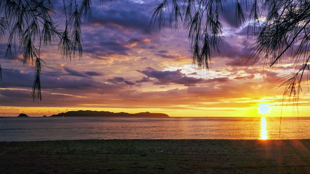 Kapas island, a sunrise view from Marang