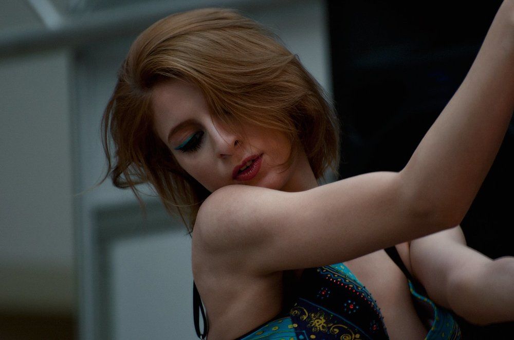 Движенью, отдаюсь