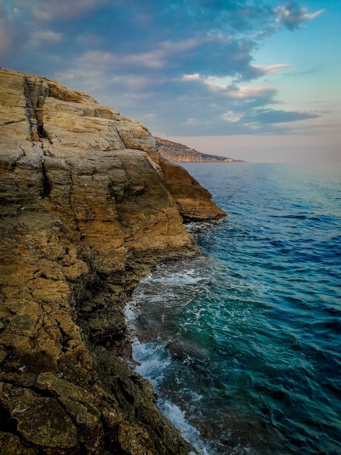 The sea and the rocks