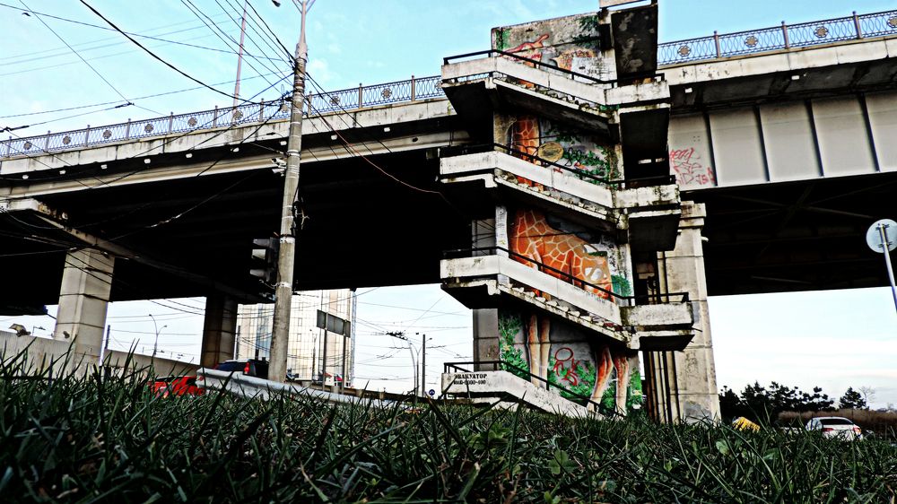 Застрявший в текстурах города