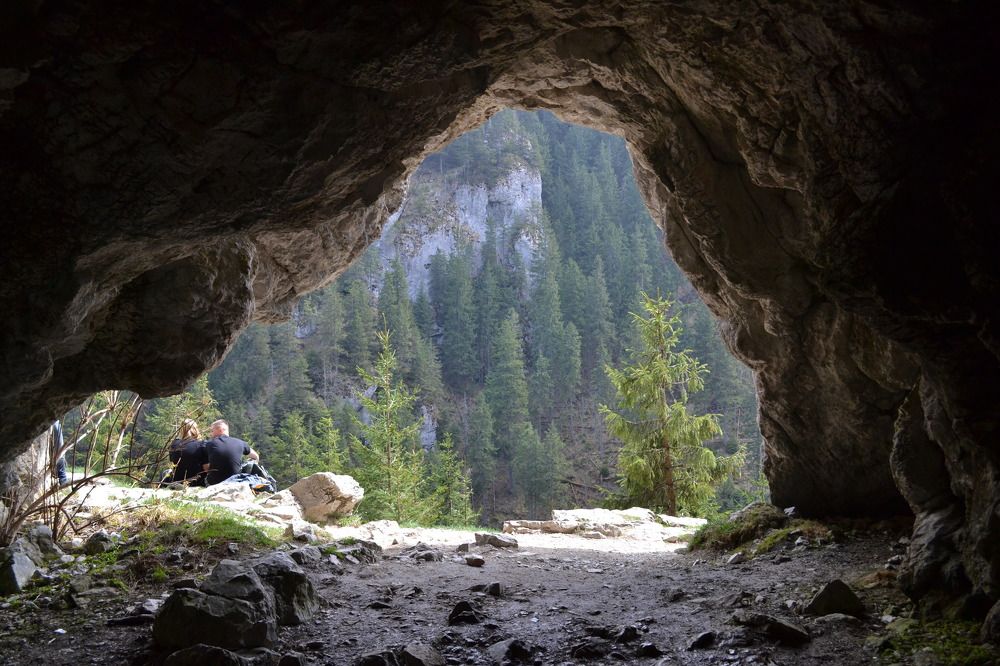 Из глубины пещеры