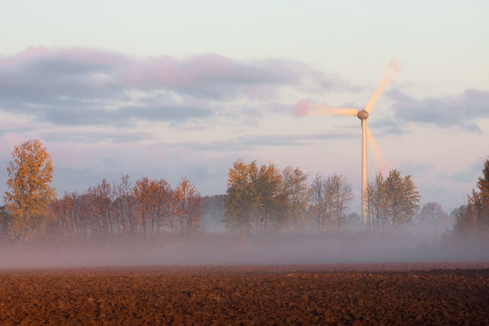 Разгоняя облака