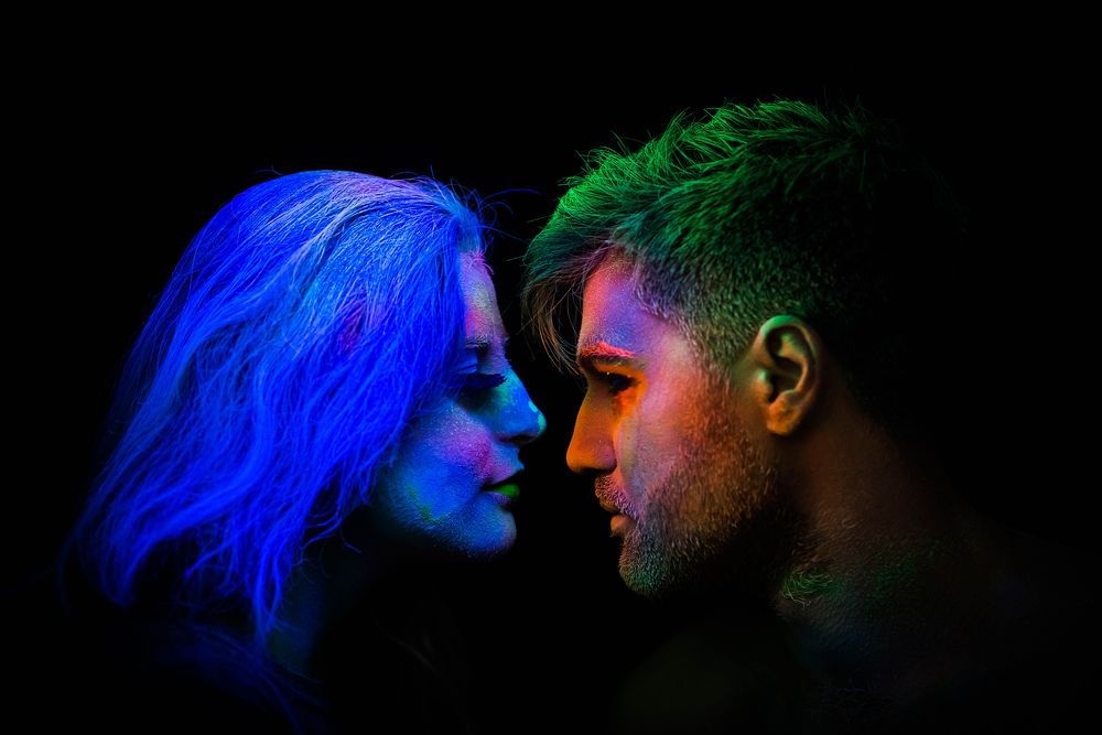 Неоновый космос