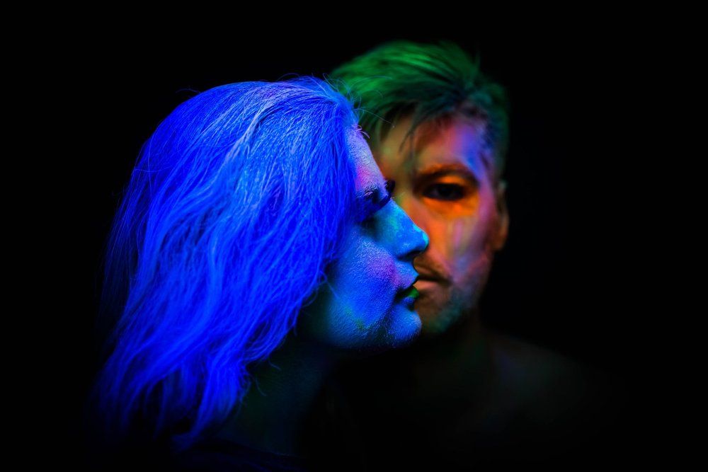 Неоновый космос