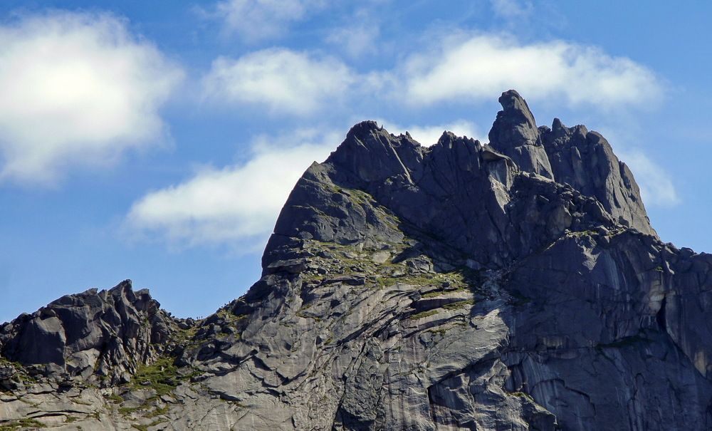 Скалы и люди