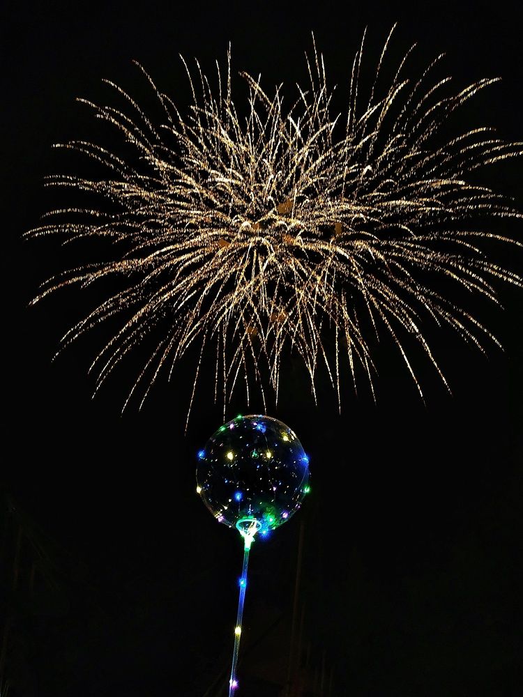 Ночной салют