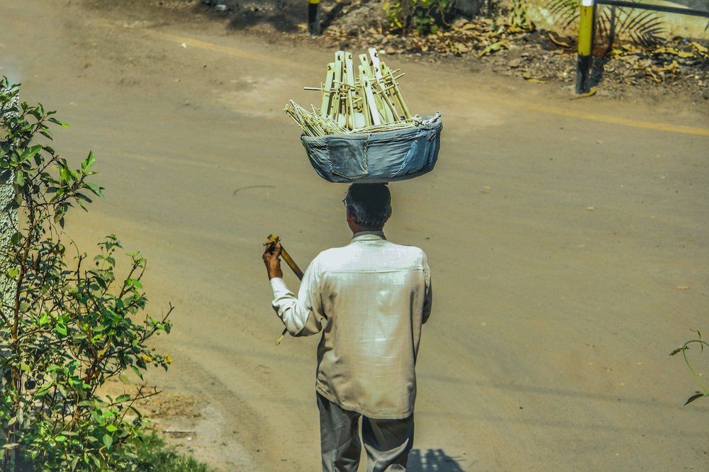 Small Instrument Seller.