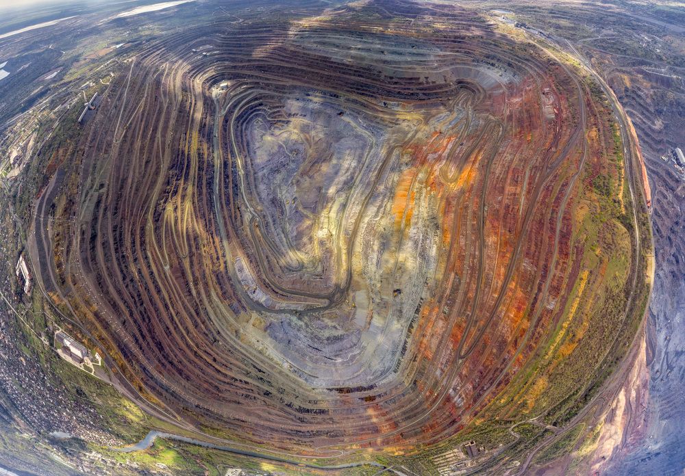 Journey to the center of the Earth