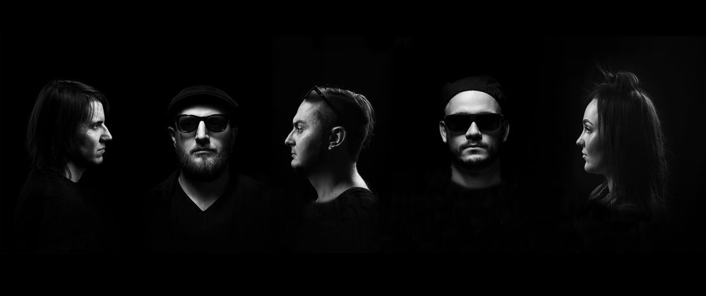 Группировка Свердловск в фас и профиль