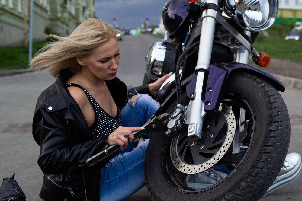 И коня на скаку и в горящую избу!