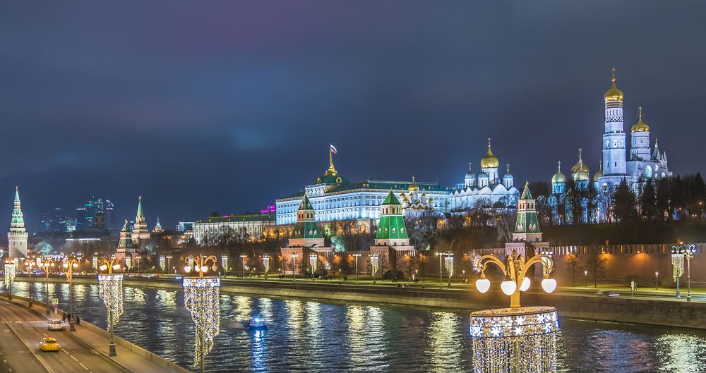 Кремлевская набережная