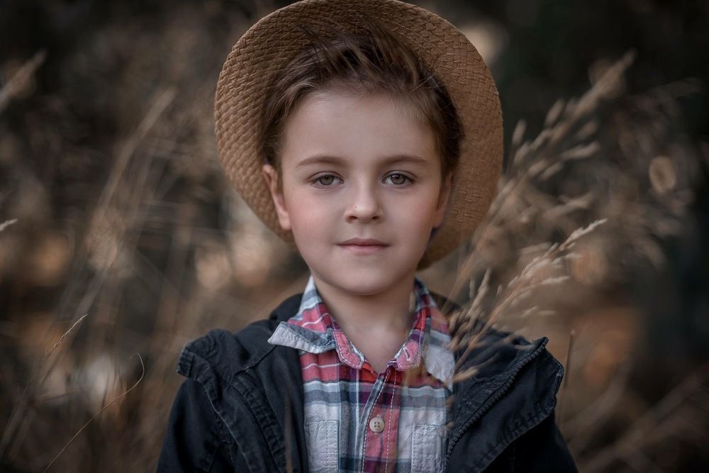 Мальчик в шляпе
