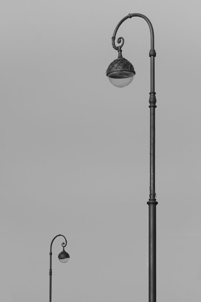 Два одиноких фонаря