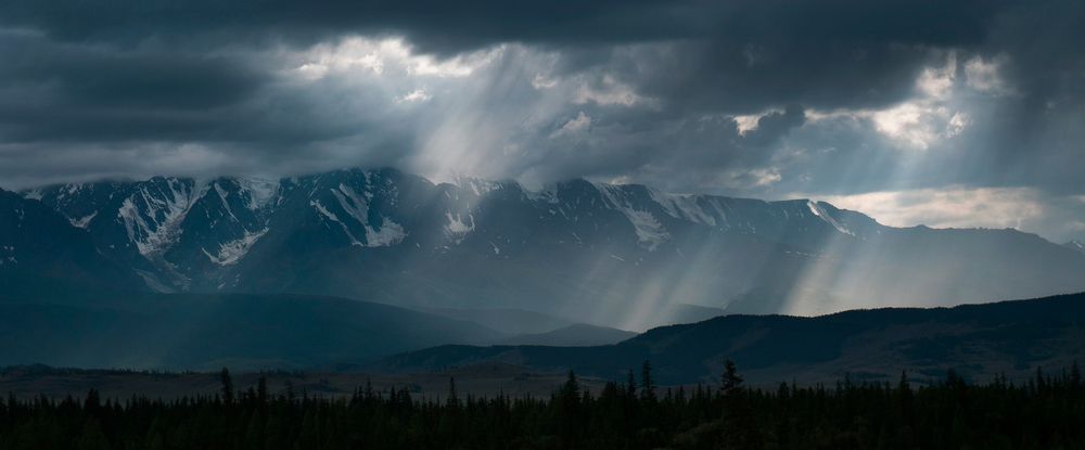 Северо-Чуйский хребет