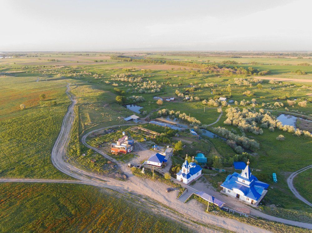 Одинокая церковь