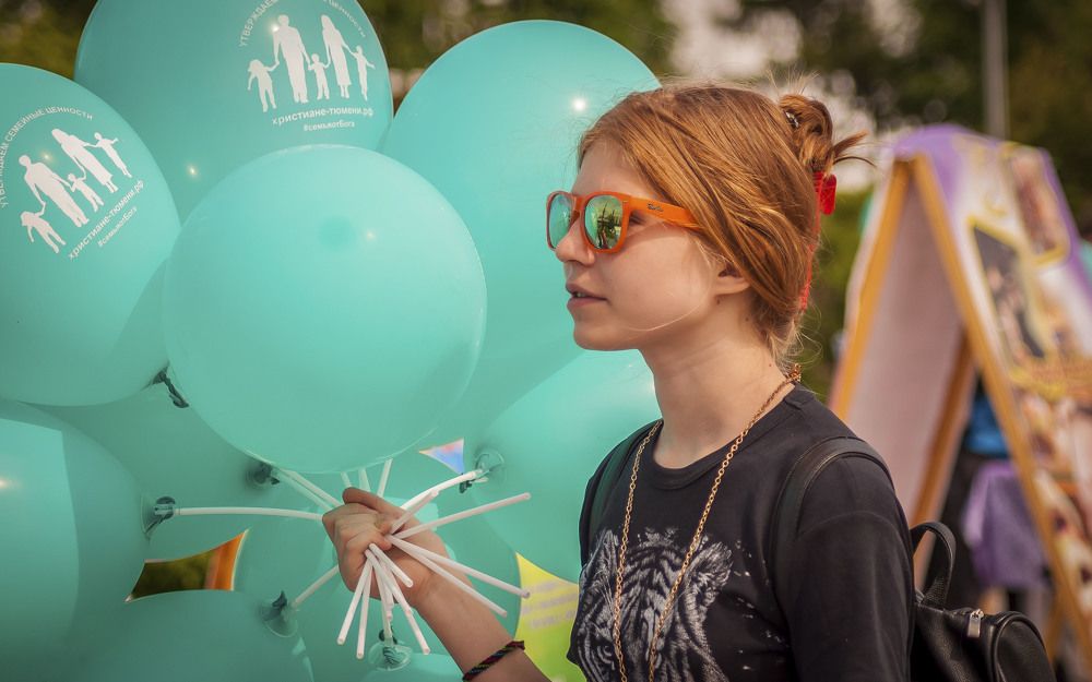 Девочка с шарами