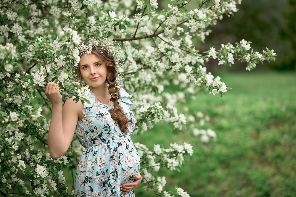 В яблоневом саду