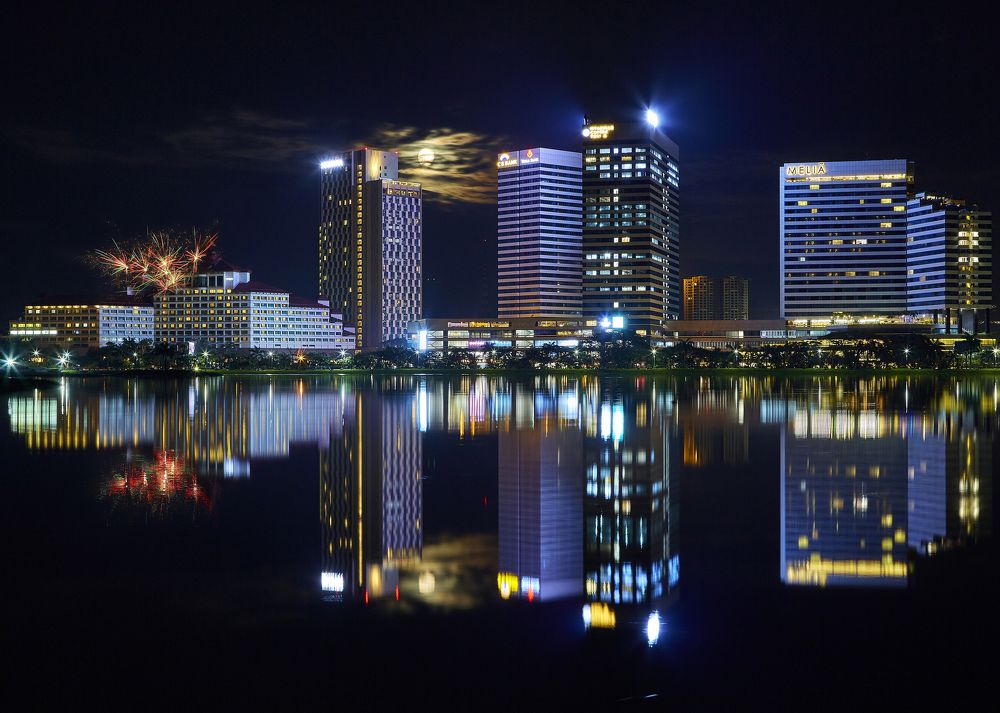Fullmoon of Yangon
