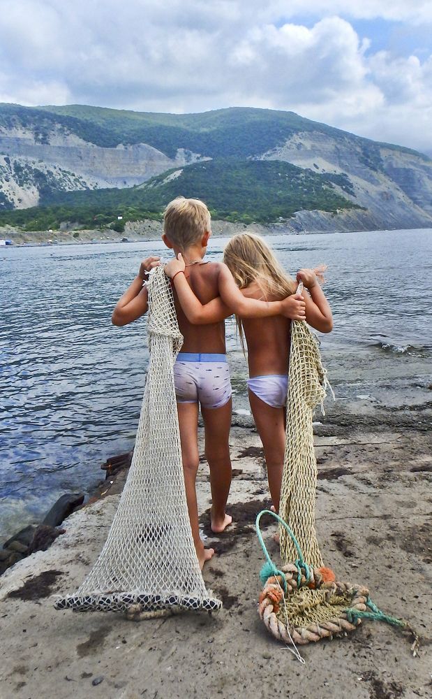 Дети и море