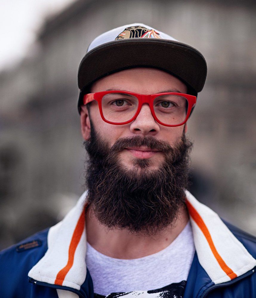 Современный парень