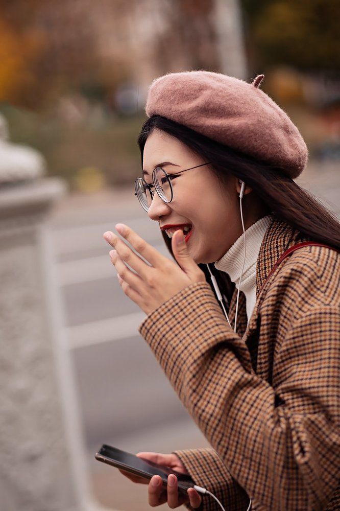 Случайная прохожая