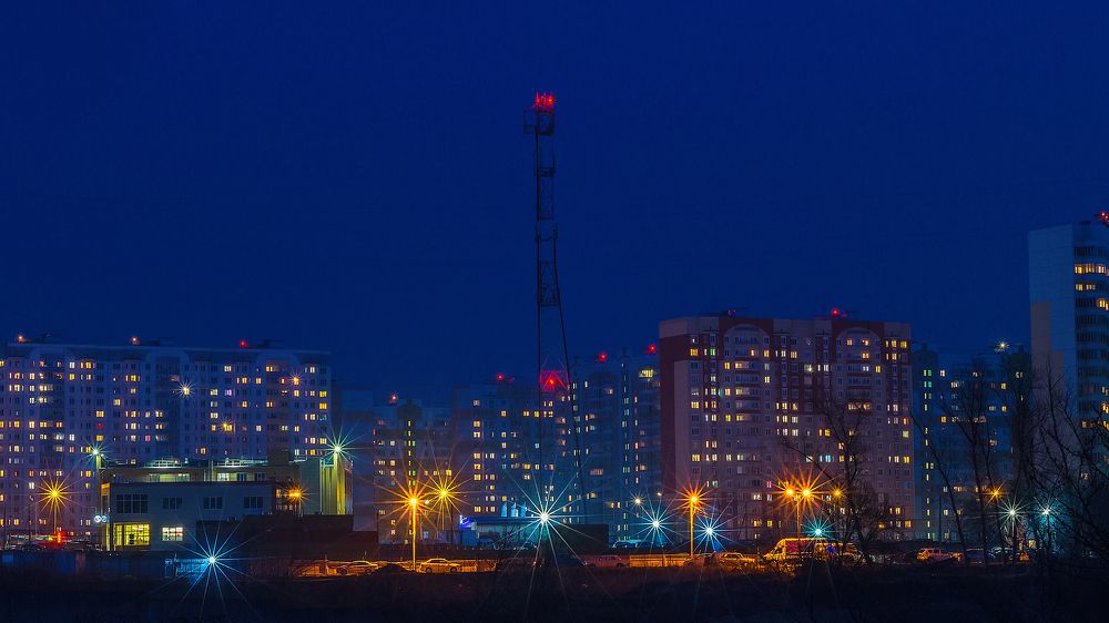 Вечерний город