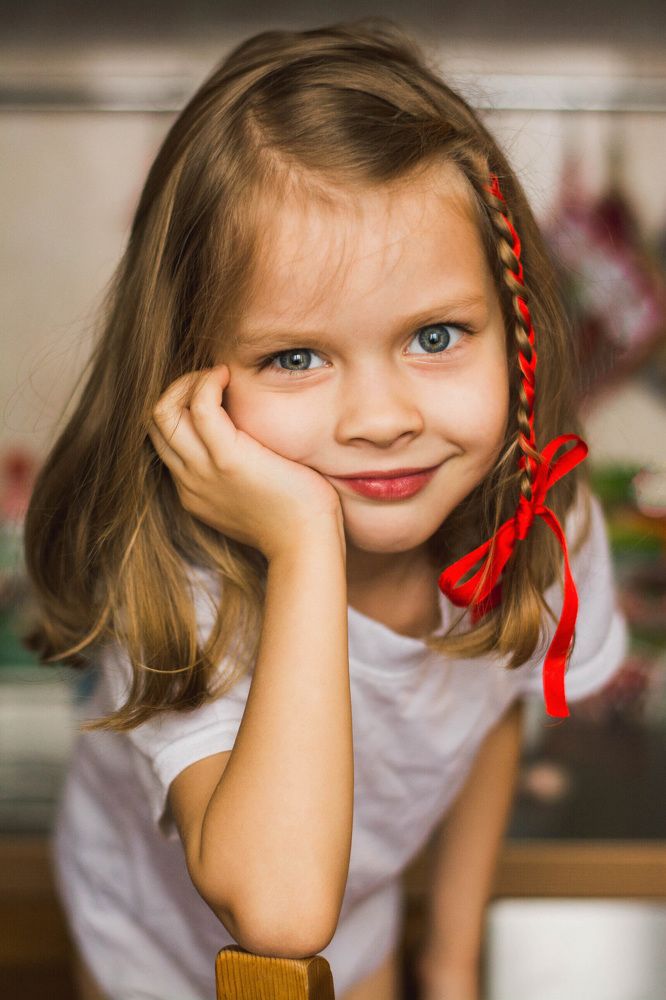 Глаза цвета неба.