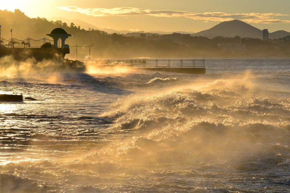 Утренний прибой