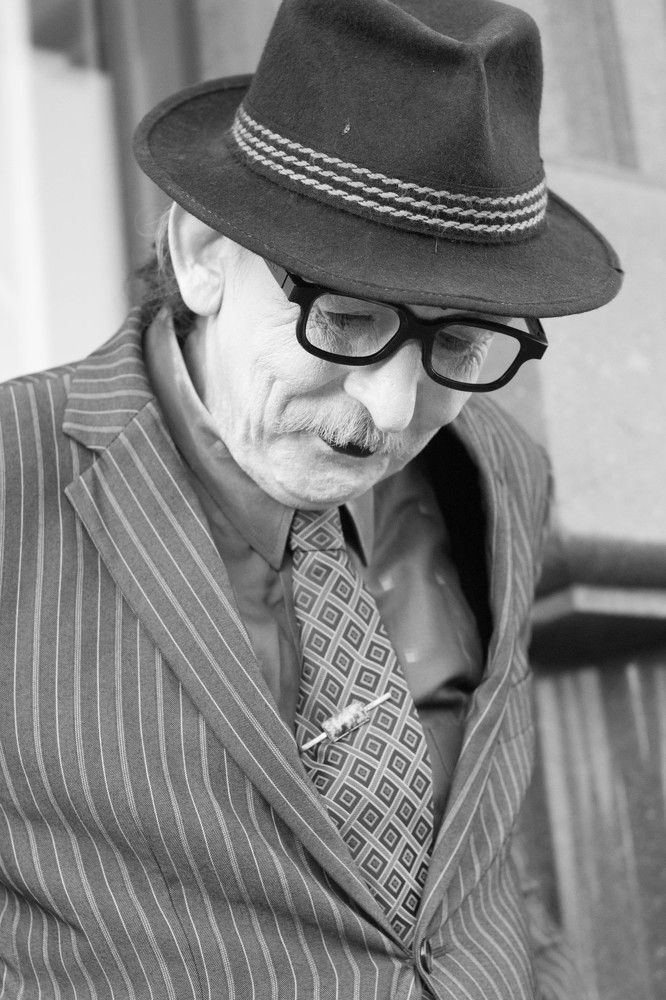 Мим. Санкт-Петербург.