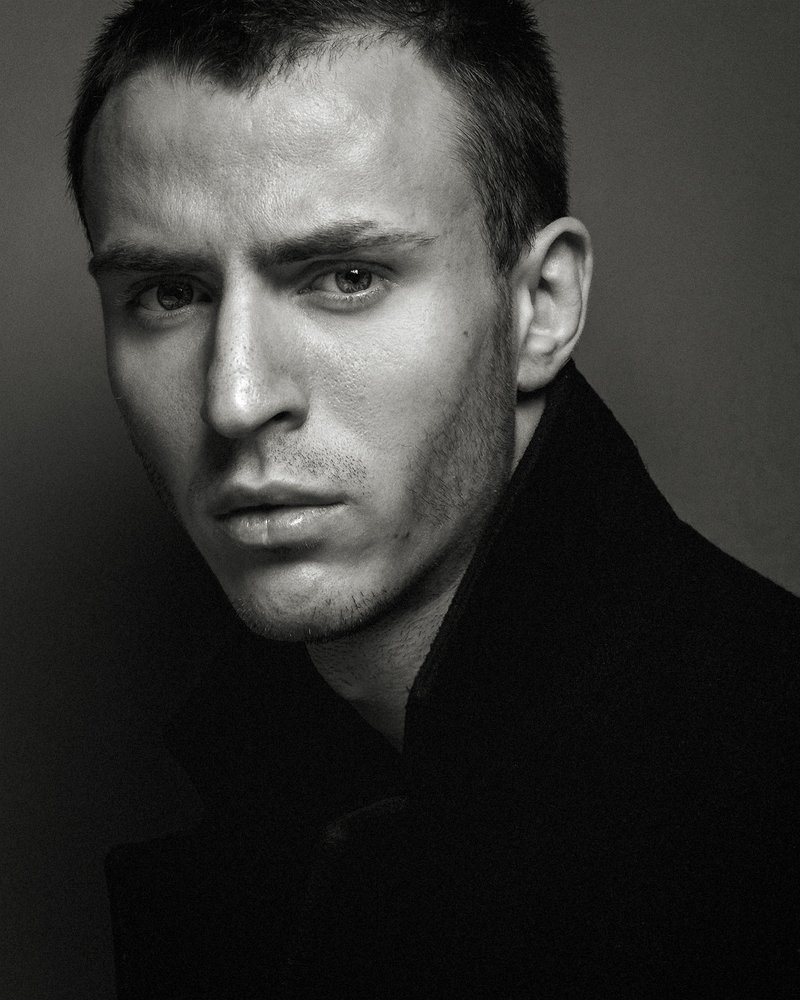 Портрет молодого мужчины