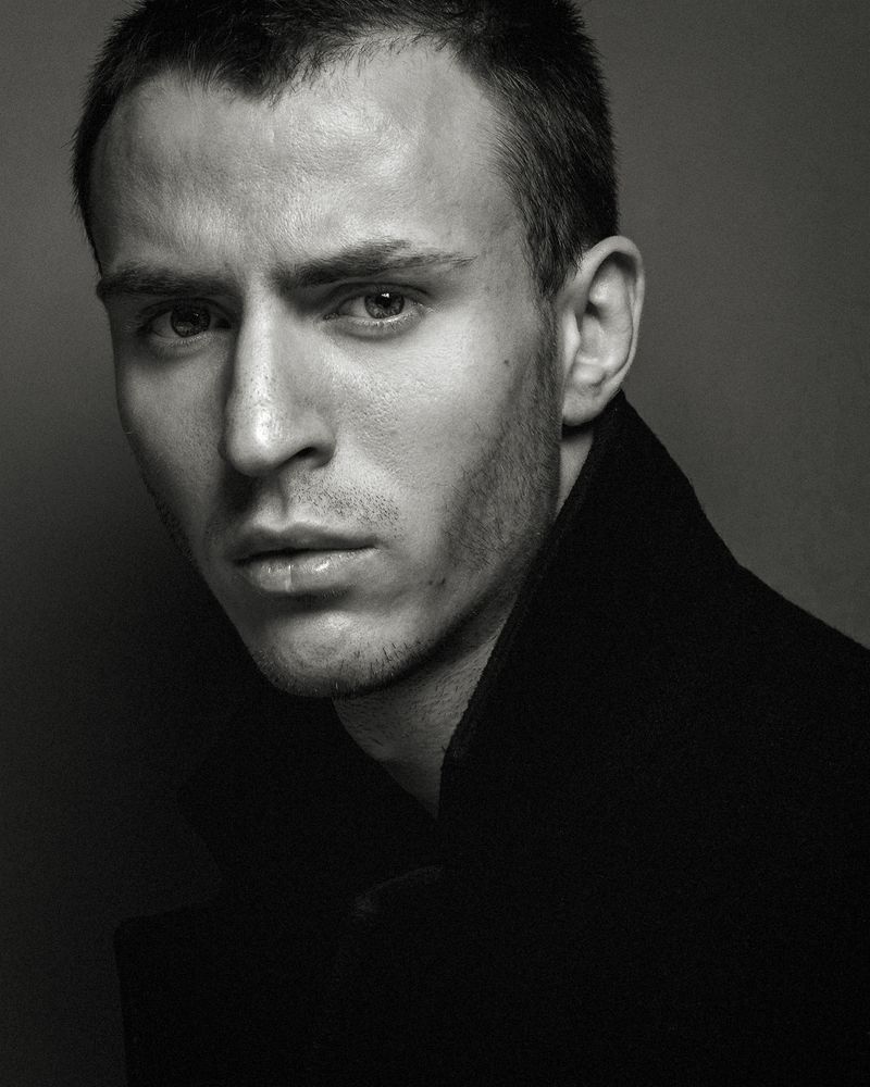 Портрет молодого мужчины