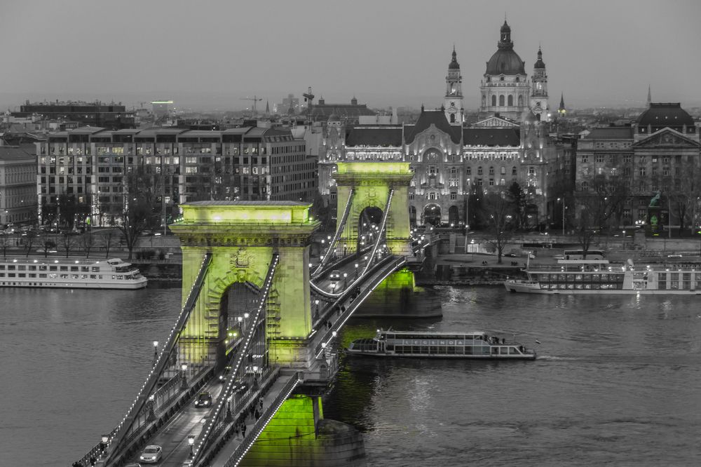 Мост через Дунай