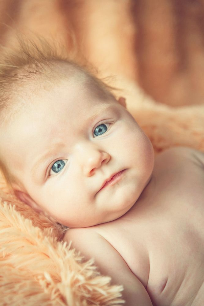 Эти глаза напротив