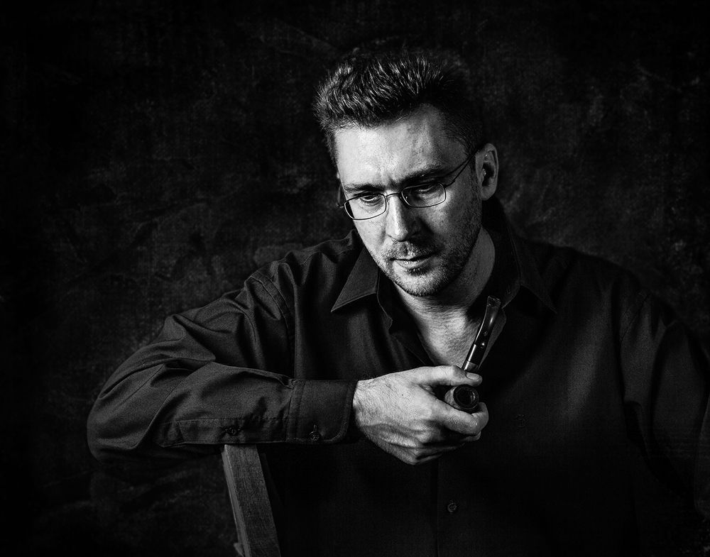 Photograph by Maxim Sayapin