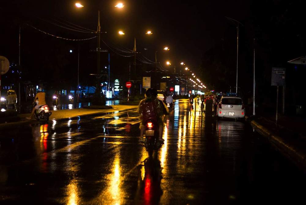Raining night in Vinh city