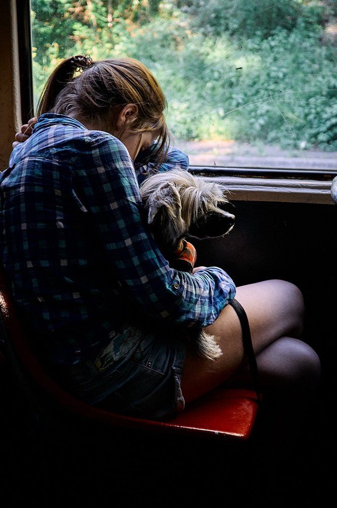 Девочка с собачкой