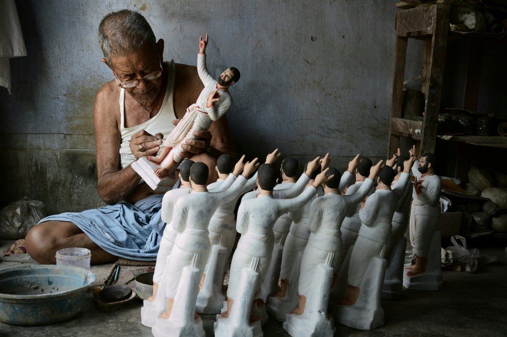 Maker Of God! Or Worshipper