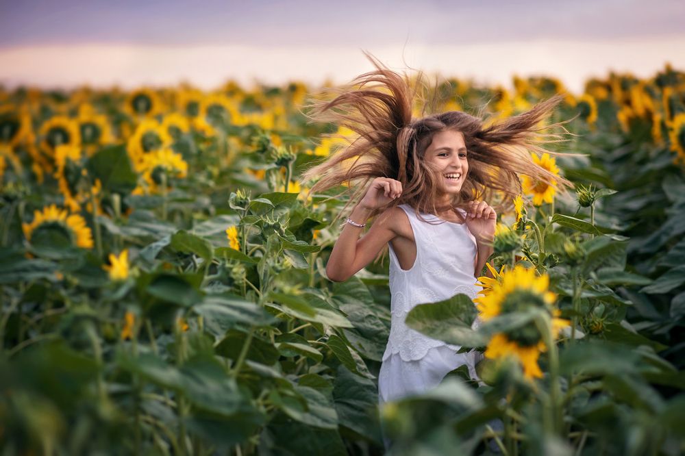 В подсолнухах