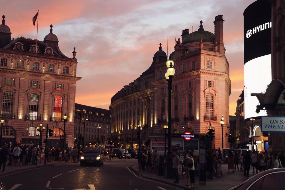 Площадь Пикадилли