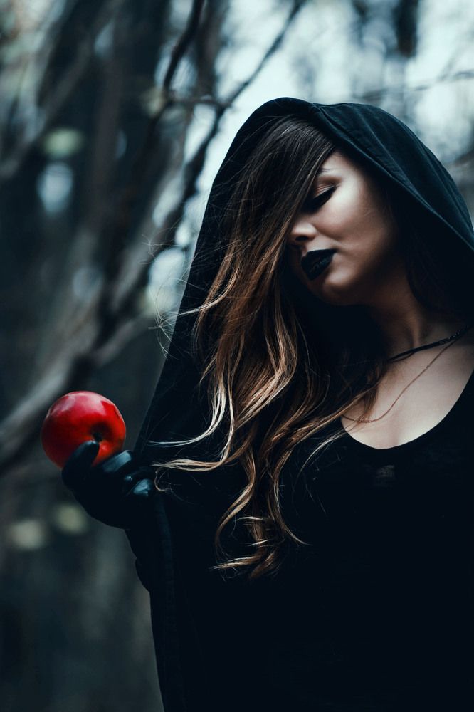 Роковое яблоко